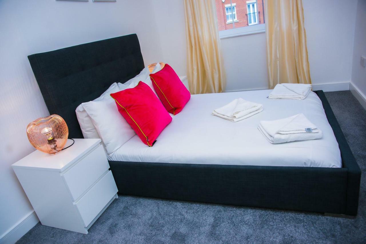 Superior 2 Bedroom Apartments ลอนดอน ภายนอก รูปภาพ